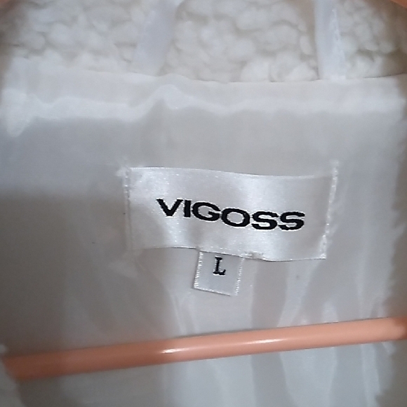 Vigoss Cream Teddy Jacket - Picture 2 of 7